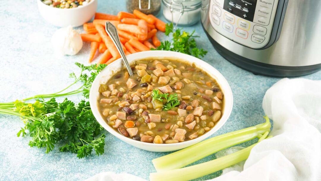 how many calories in bean soup