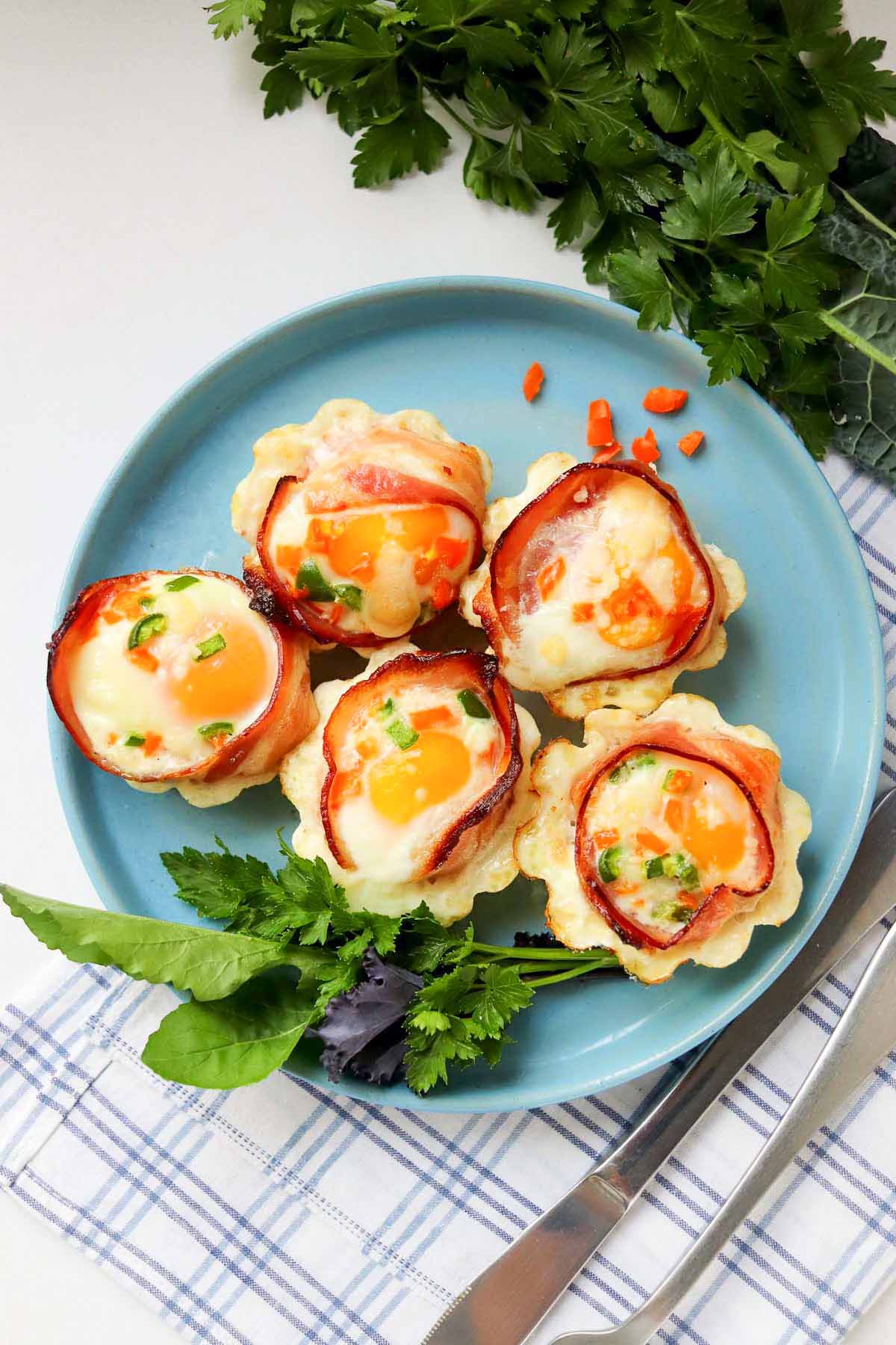 Air Fryer Bacon and Egg Bite Cups (Keto and Low-Carb) + {VIDEO}