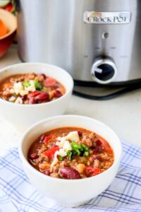 Low Calorie Slow Cooker Chili - Simply Low Cal