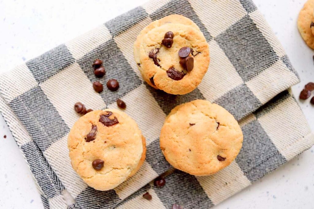 Low Calorie Chocolate Chip Cookies - Simply Low Cal