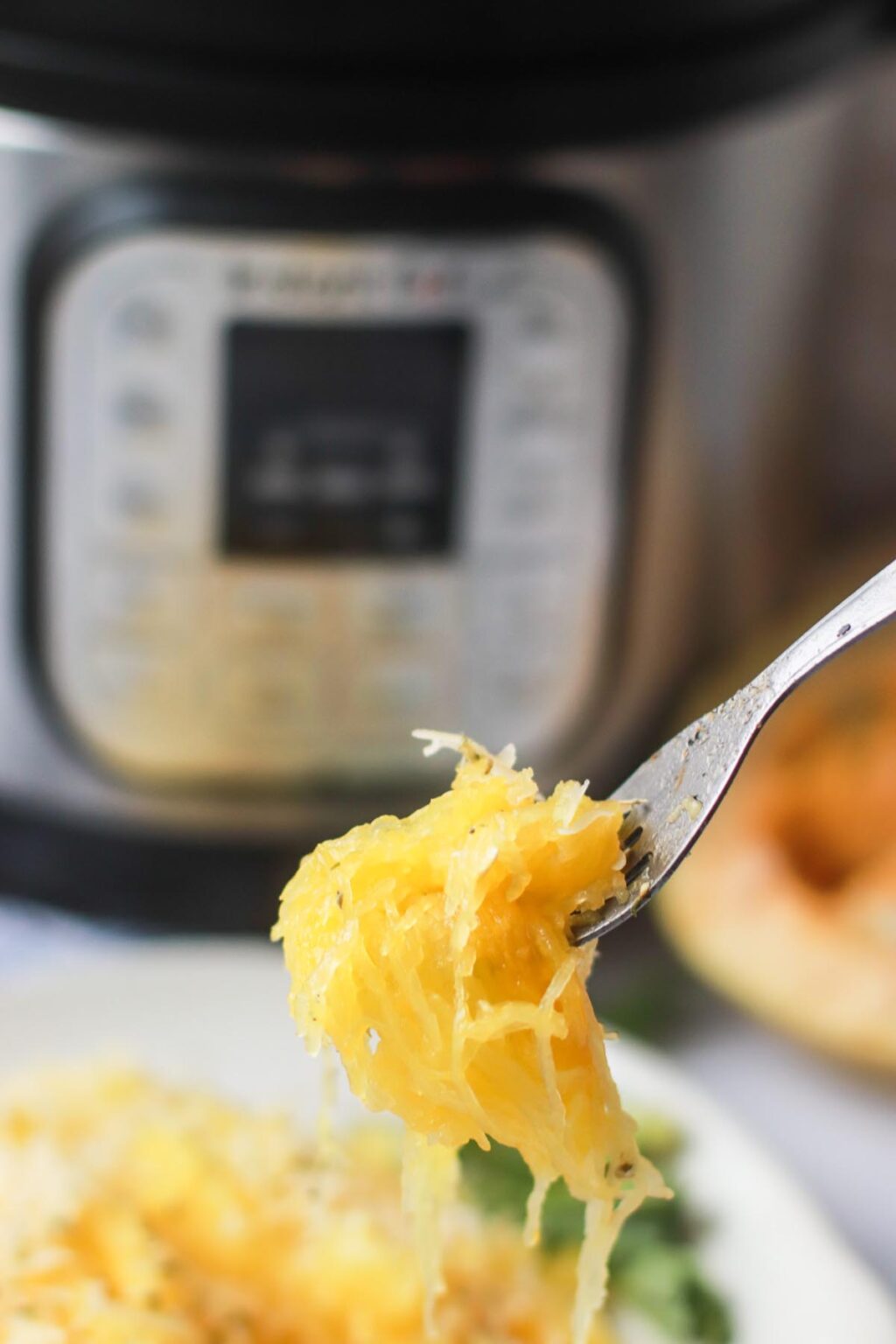 Instant Pot Garlic Parmesan Spaghetti Squash