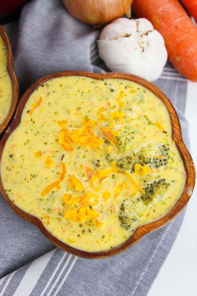 Low Calorie Broccoli Cheddar Soup - Simply Low Cal