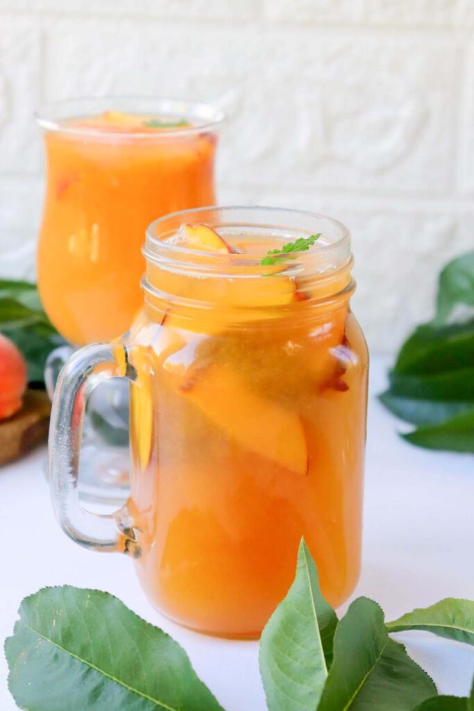 Iced Peach Green Tea - Simply Low Cal