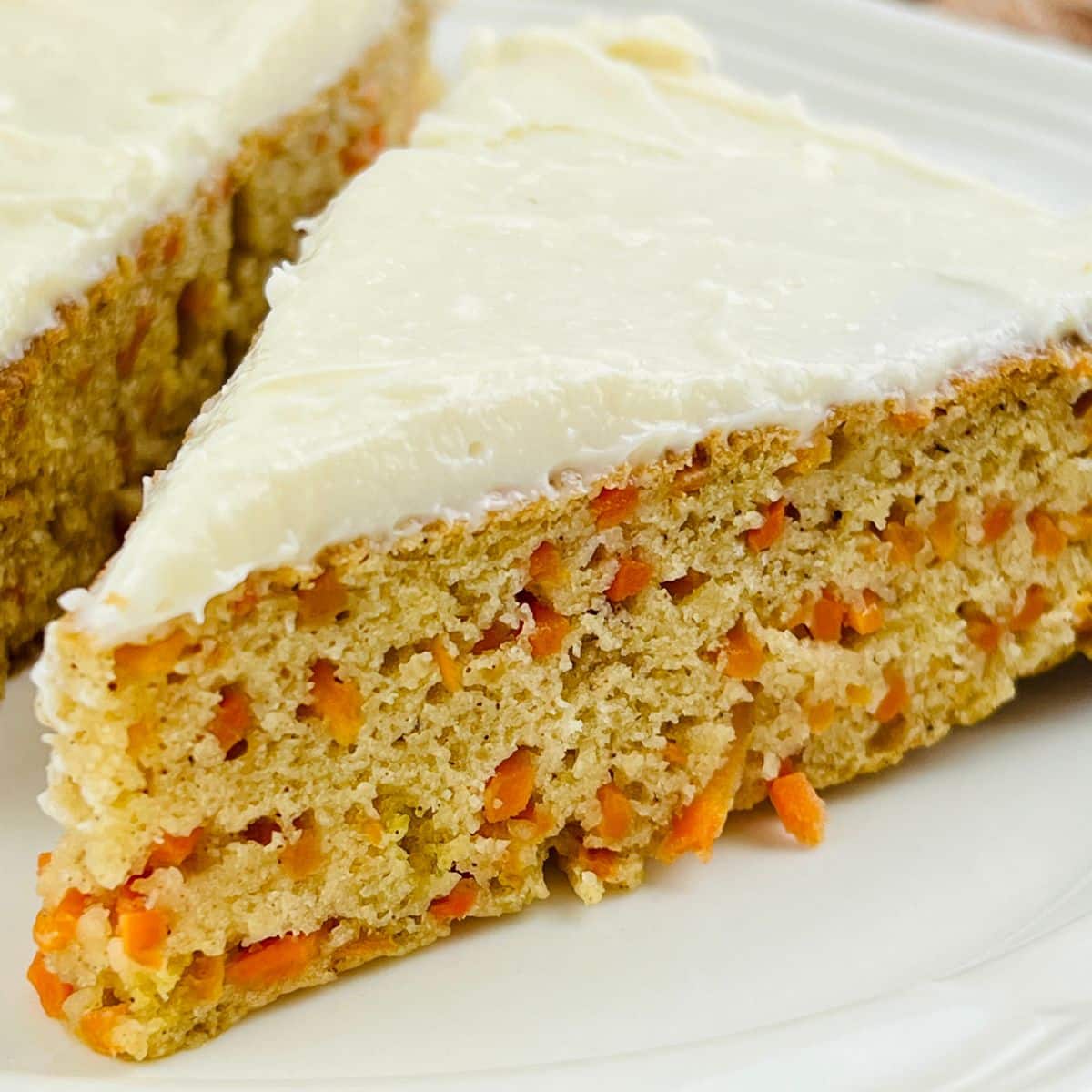 Eggless carrot cake - gluten-free, vegan - Chris says nature